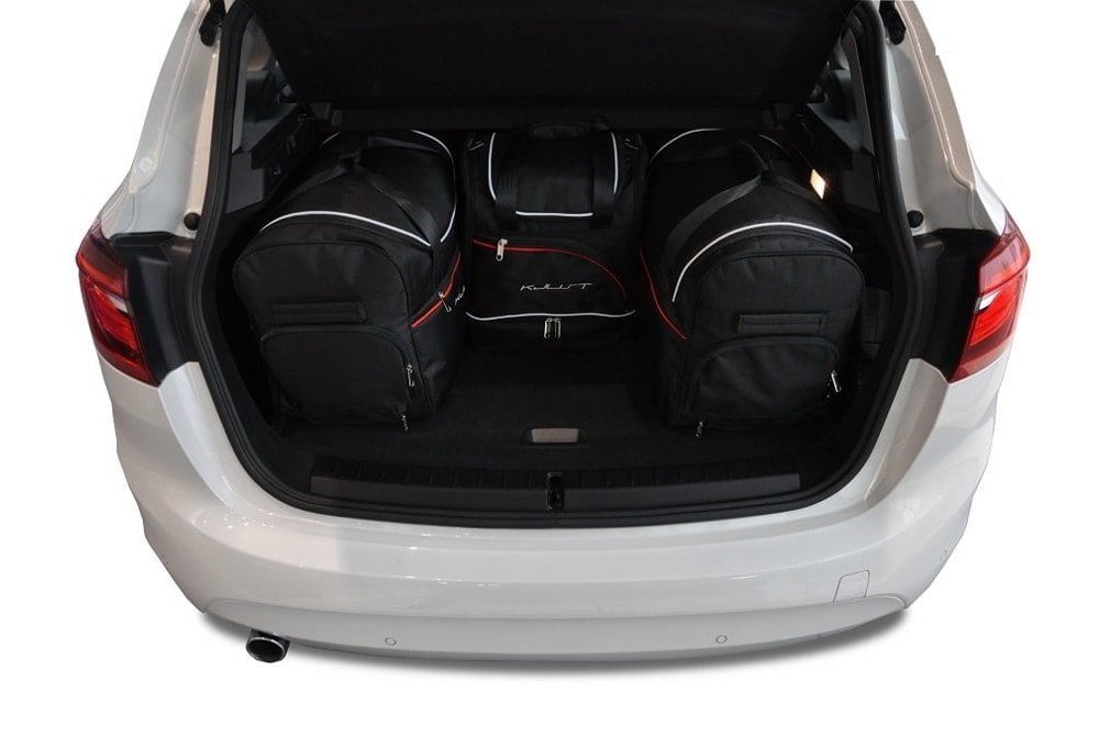 Se BMW 2 ACTIVE TOURER 2014-2021 CAR BAGS SET 4 PCS hos Dækbutikken - Dæk og Fælge