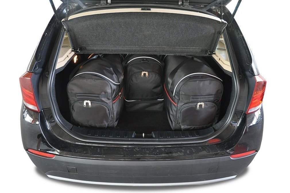 Billede af BMW X1 2009-2015 CAR BAGS SET 4 PCS hos Dækbutikken - Dæk og Fælge