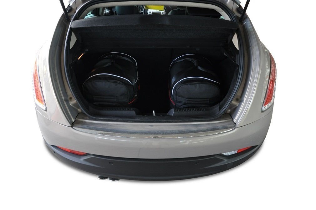 Billede af LANCIA DELTA 2008-2015 CAR BAGS SET 3 PCS hos Dækbutikken - Dæk og Fælge
